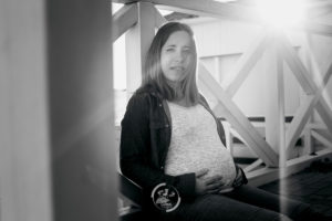 fotografia-embarazada-familia-playa-5
